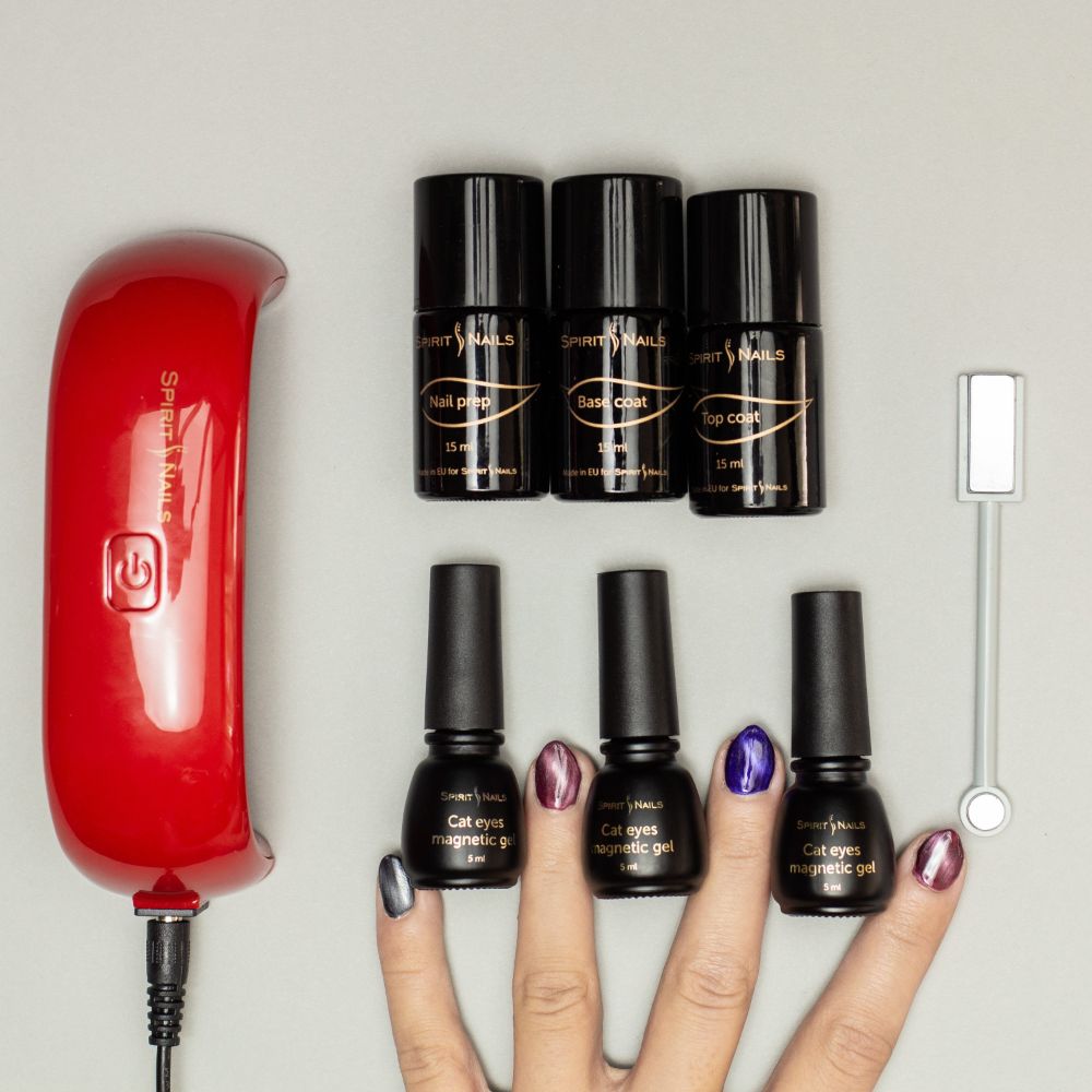 Cat Eyes Gél Lakk Készlet Metallic Mystery - LED Lámpával